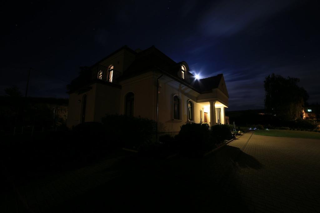 Wierzchowisko Prestige Bed & Breakfast エクステリア 写真